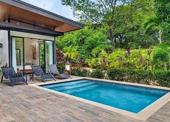 Modern Pool Nature & Ferienhaus Matapalo (Santa Cruz)